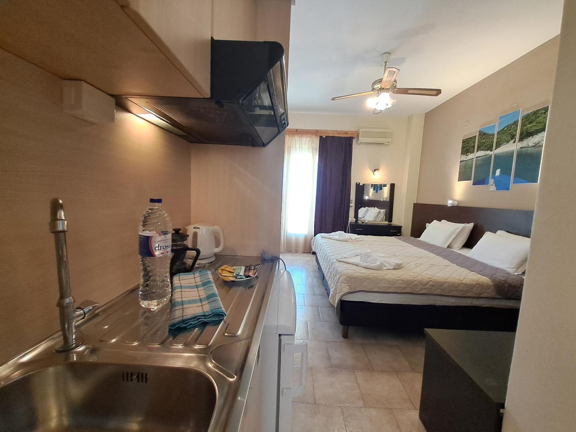 Gorgona Hotel パティティリ エクステリア 写真